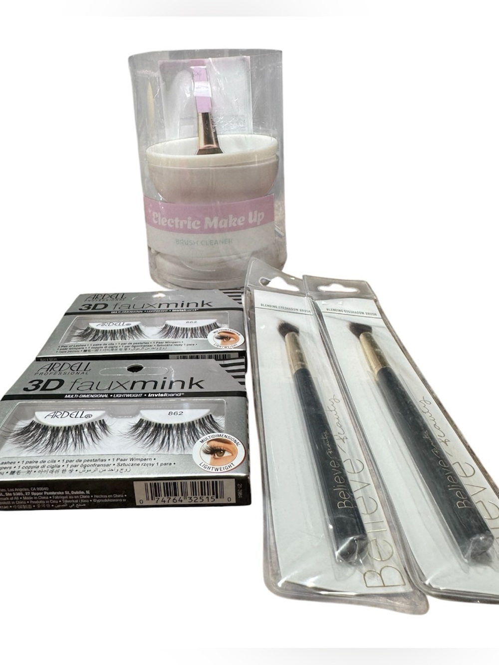 BEAUTY BUNDLE LASHES, SHADOW BRUSHES, ELECTRIC BRUSH CLEANER NEW